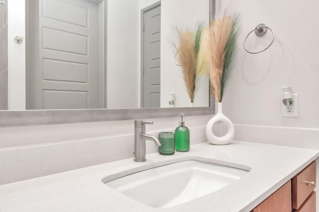 U4 Penthouse Downtown Houston Apartment Ngoại thất bức ảnh