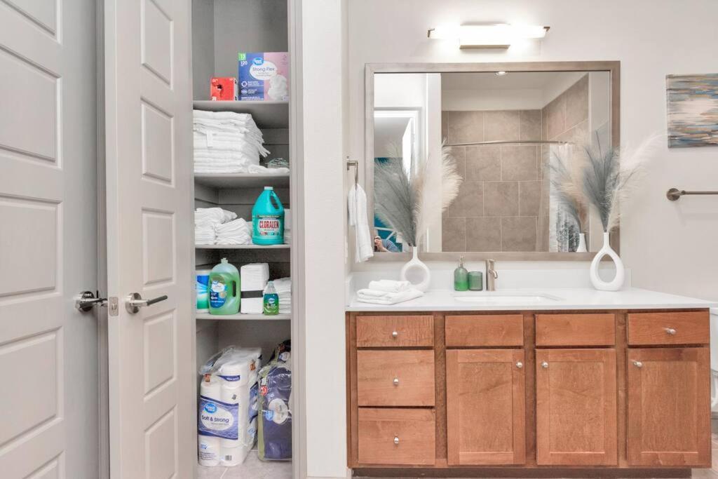 U4 Penthouse Downtown Houston Apartment Ngoại thất bức ảnh