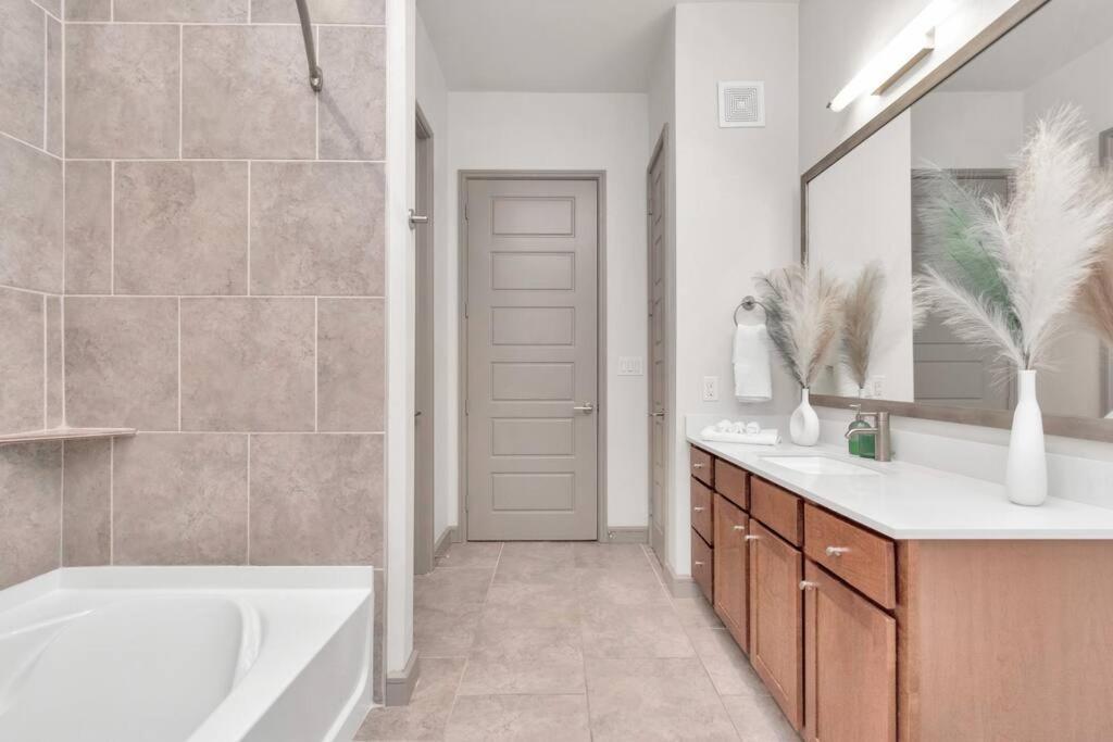 U4 Penthouse Downtown Houston Apartment Ngoại thất bức ảnh