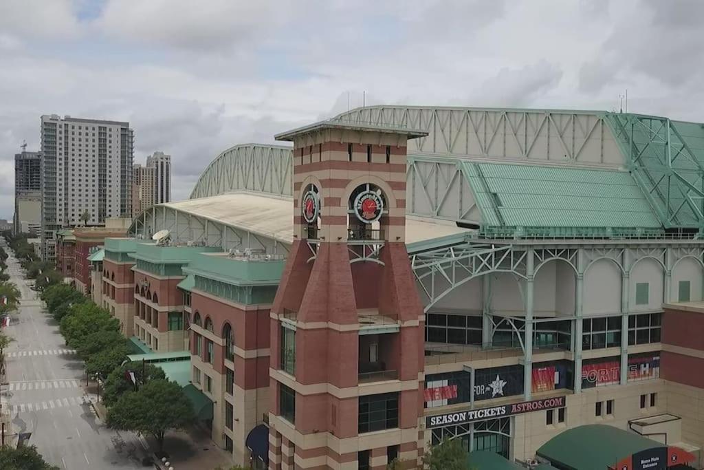 U4 Penthouse Downtown Houston Apartment Ngoại thất bức ảnh